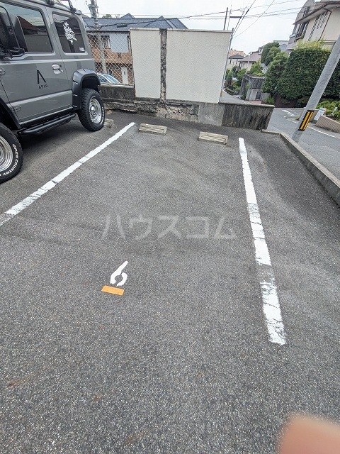 6/8 駐車場