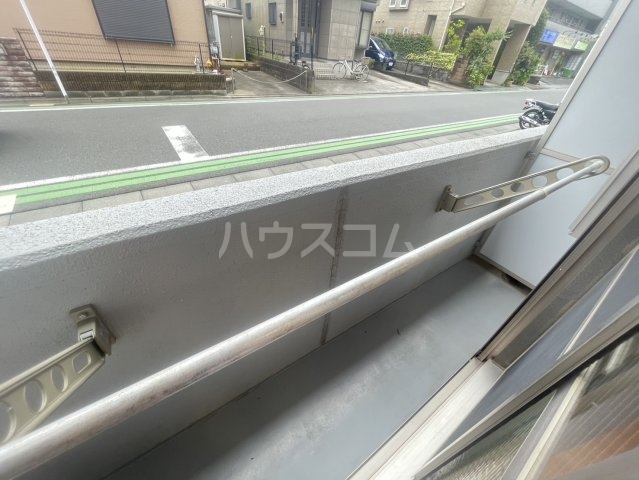 23/30 バルコニー