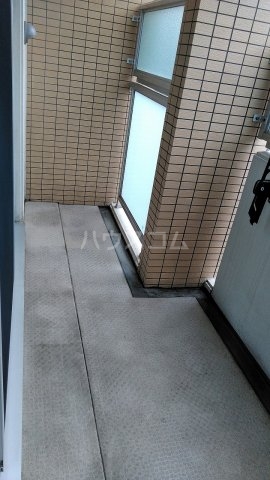 19/30 バルコニー