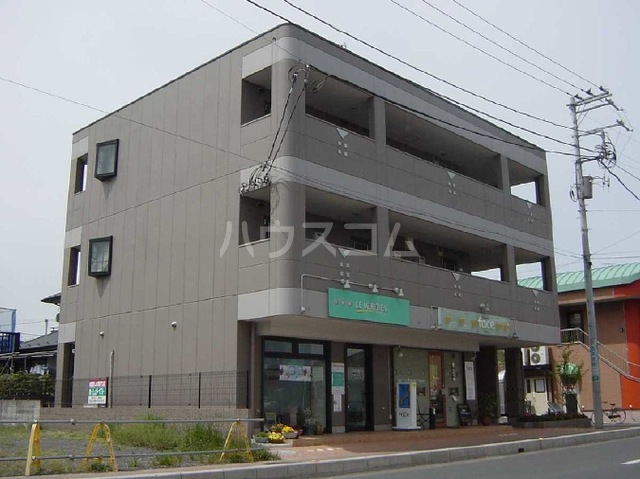 16/26 エントランス