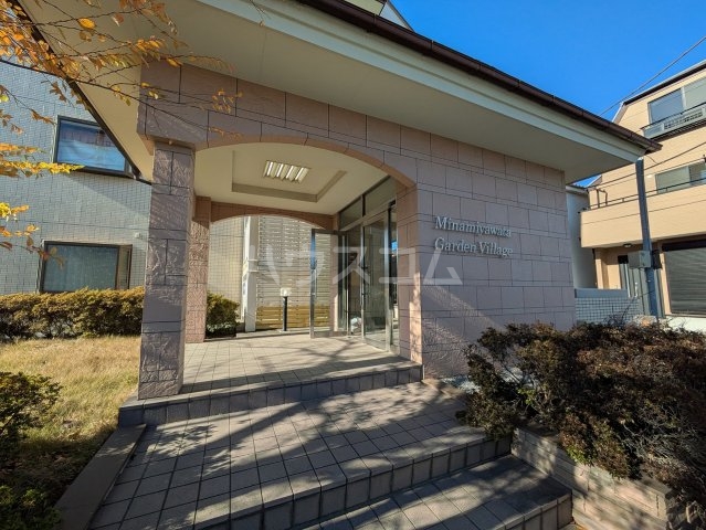 3/5 エントランス