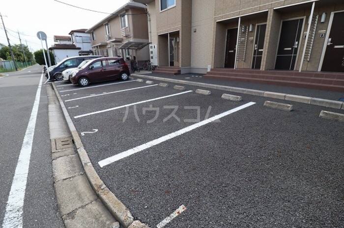 20/27 駐車場