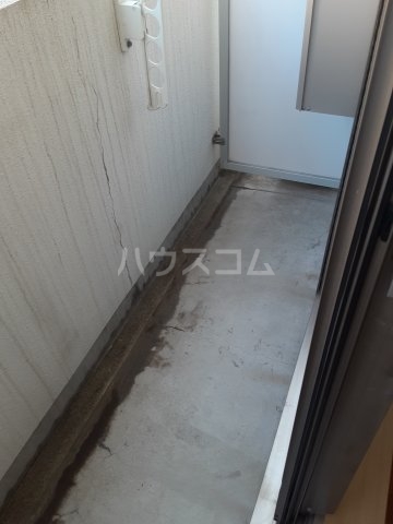 21/30 バルコニー