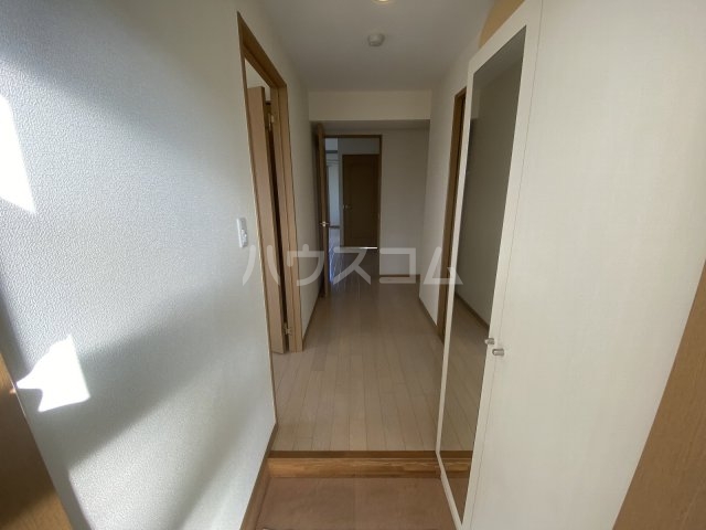 13/30 玄関