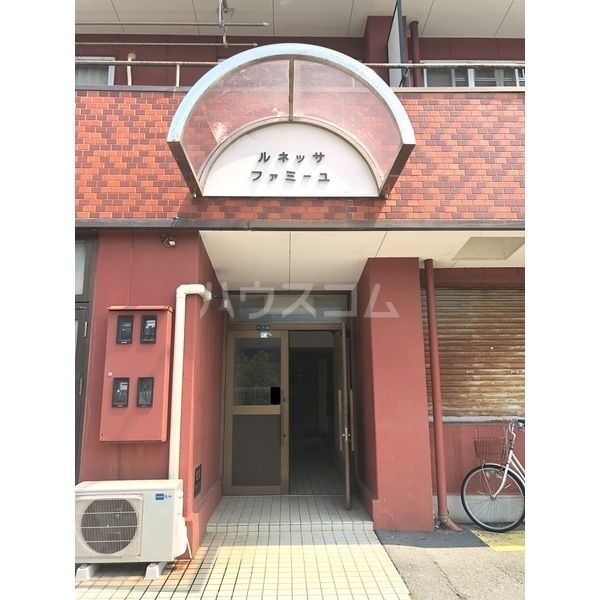 2/3 エントランス