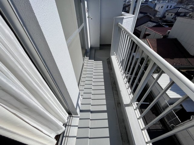 19/26 バルコニー