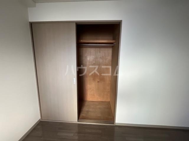 13/30 収納