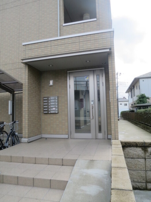 17/20 エントランス