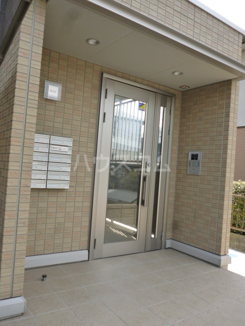 21/24 エントランス