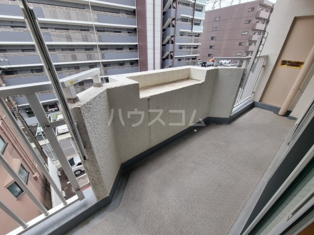 19/30 バルコニー