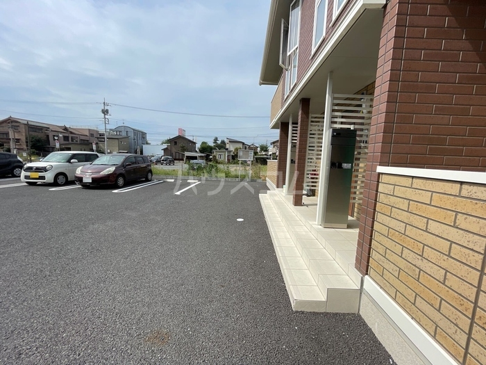 21/24 駐車場