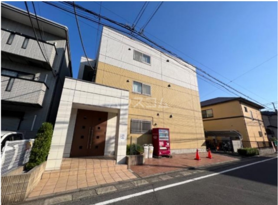 17/21 エントランス