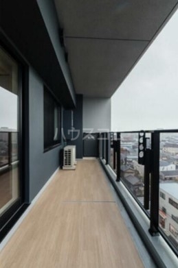 17/30 バルコニー