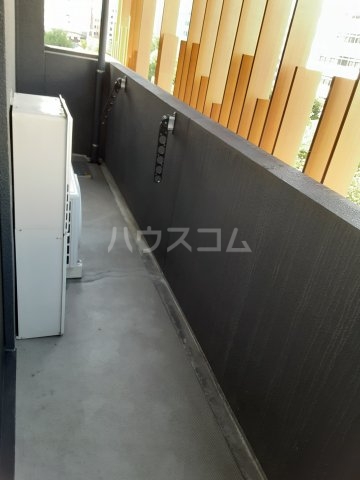 13/25 バルコニー