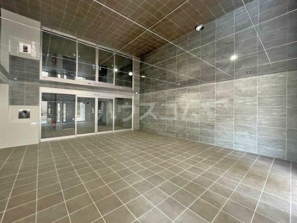 15/24 エントランス