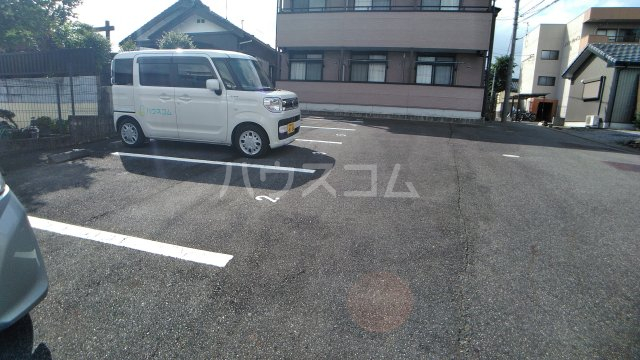 24/30 駐車場
