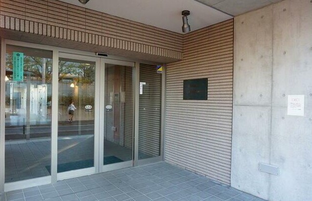 2/6 エントランス