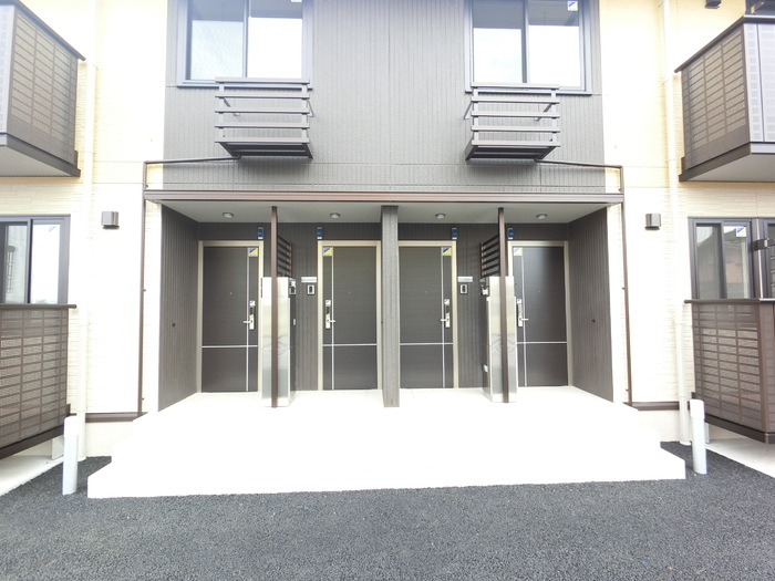 13/17 エントランス