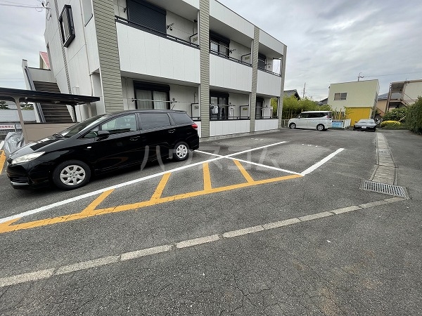 22/30 駐車場