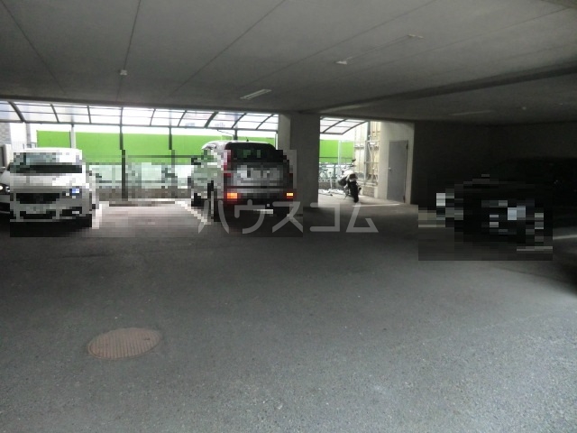 21/29 駐車場