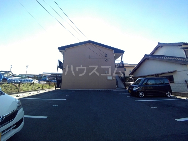 22/30 駐車場