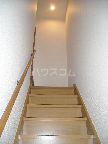 22/30 エントランス