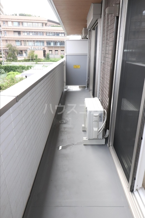 14/23 バルコニー