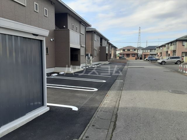 22/29 駐車場