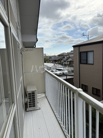 16/27 バルコニー