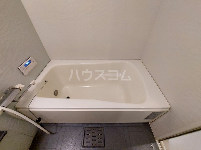 14/30 浴室