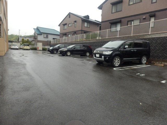 15/24 駐車場