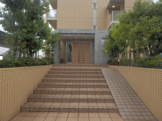 14/24 エントランス