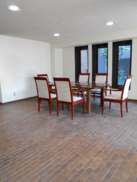 3/5 エントランス