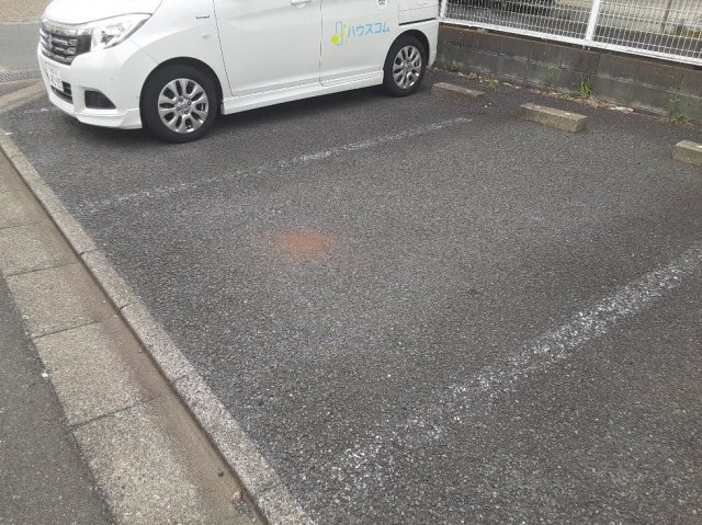 17/27 駐車場