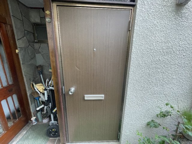 21/30 エントランス