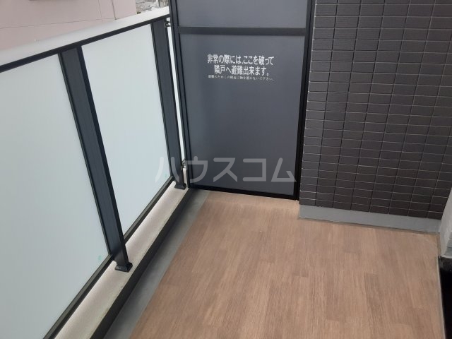 21/30 バルコニー