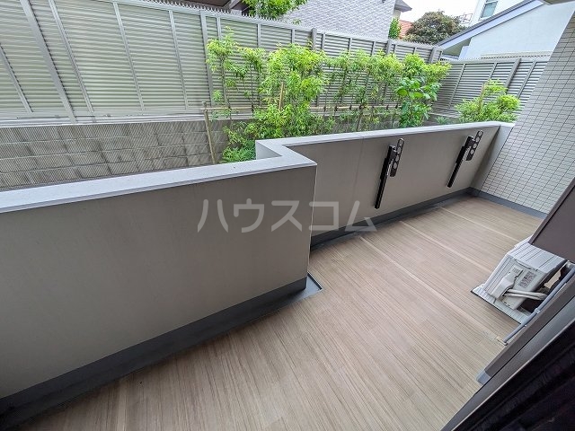 20/30 バルコニー