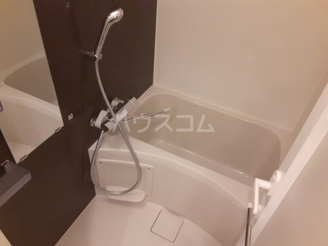 14/30 浴室