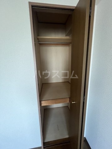 13/30 収納