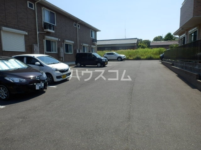 25/30 駐車場