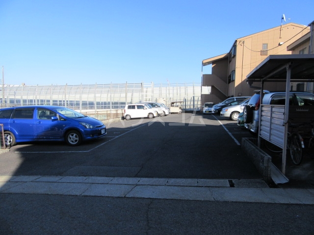 23/25 駐車場