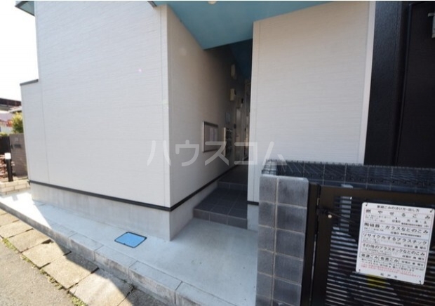 14/16 エントランス