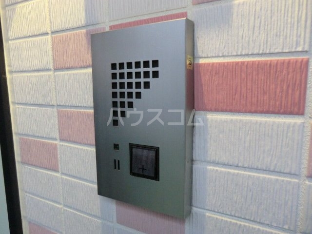 22/30 エントランス