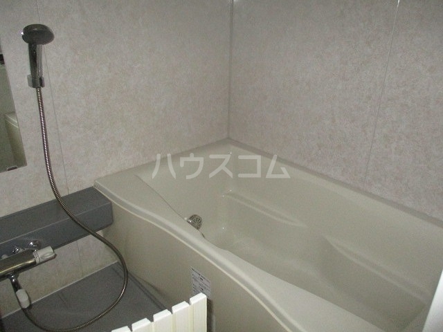 14/30 浴室