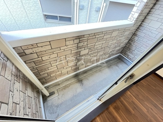 19/30 バルコニー