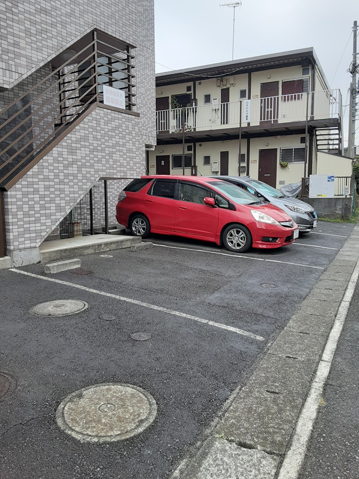22/30 駐車場