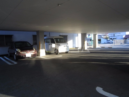 15/25 駐車場