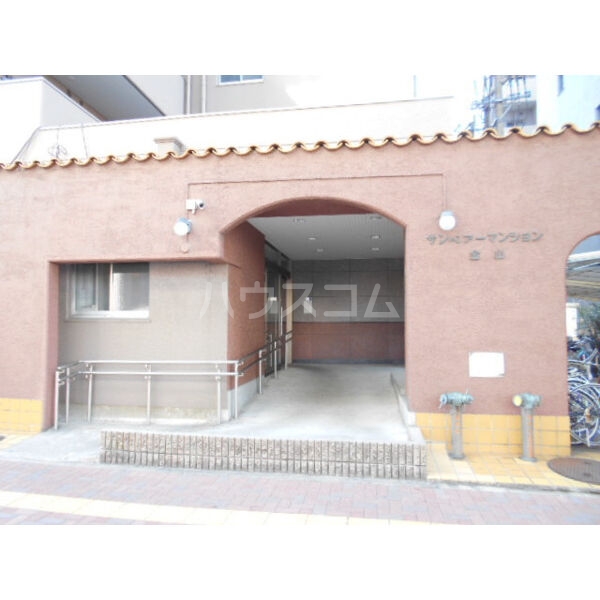 2/10 エントランス