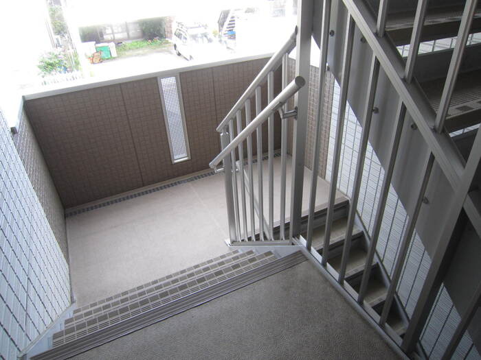 13/23 バルコニー