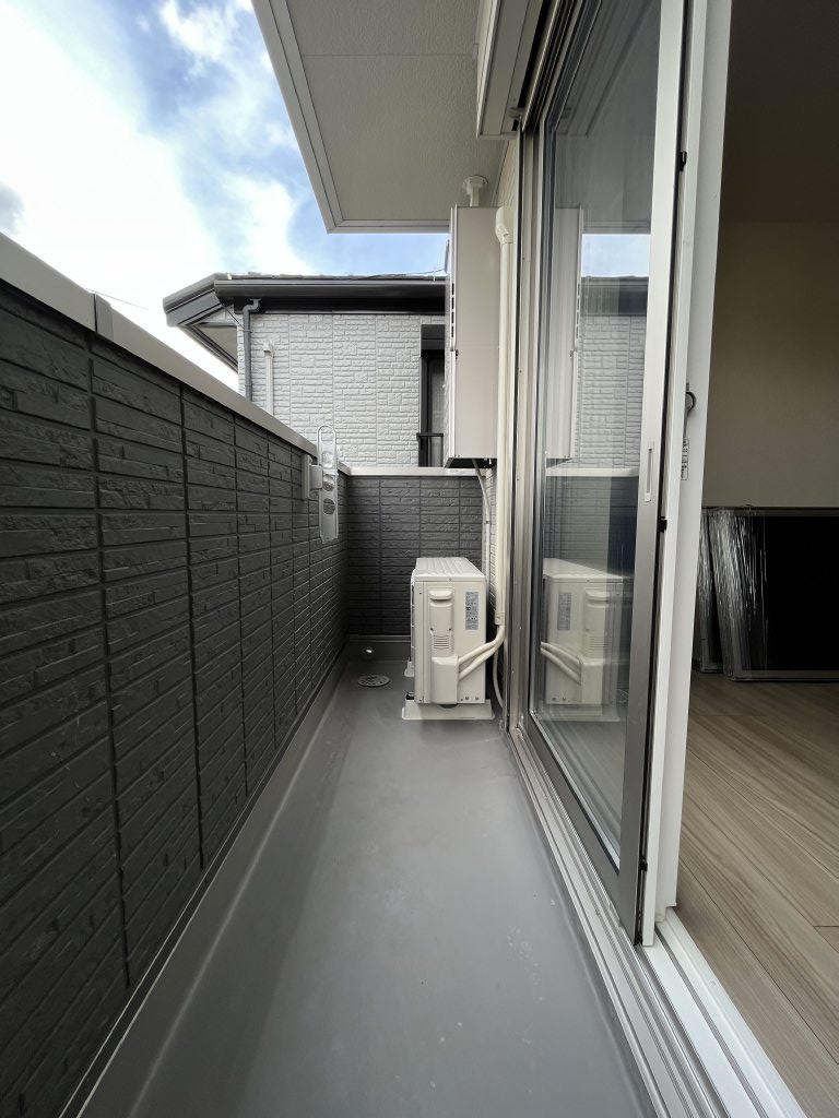 19/30 バルコニー